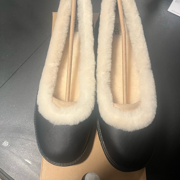 UGG Women's Zora Ballet Flats - Picture 6 of 10